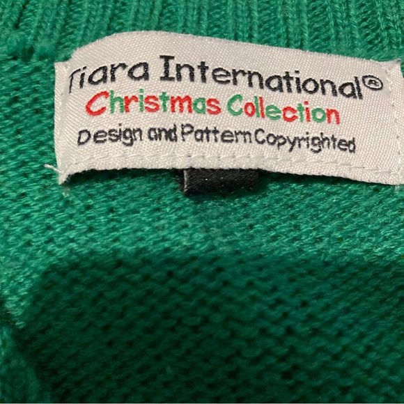 UGLY CHRISTMAS SWEATER SIZE S - Picture 4 of 4